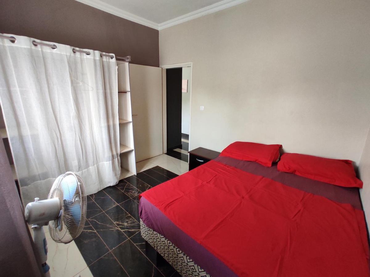 Residence Jardin Tropical Yaoundé Екстериор снимка