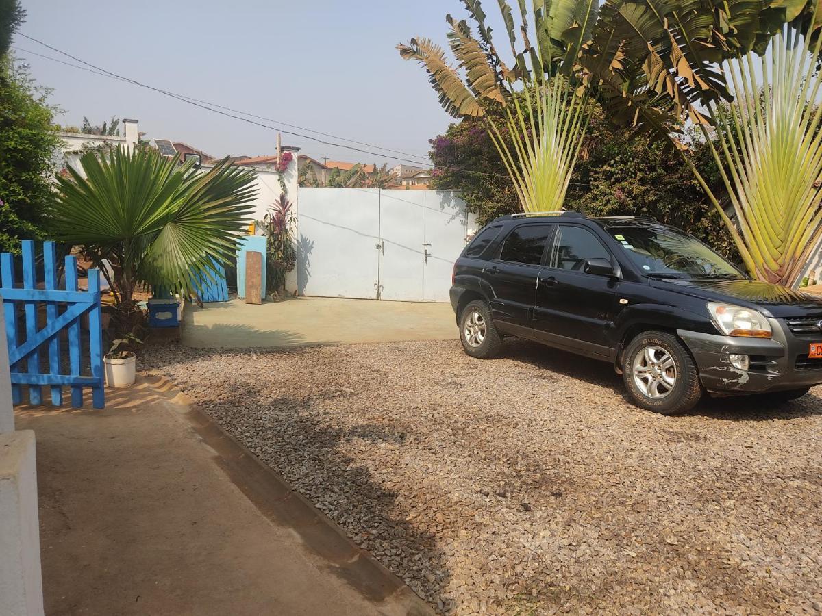 Residence Jardin Tropical Yaoundé Екстериор снимка